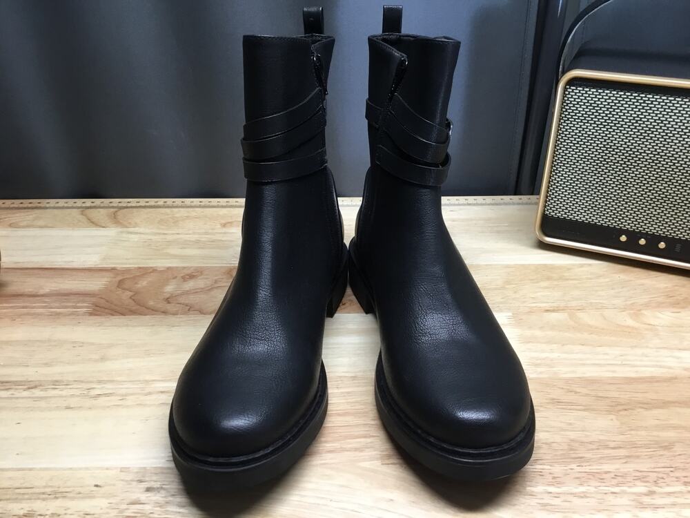 Baretraps Honee Boot Women 9 Black Leather Side Zip Slip Resistant Round Toe NWT